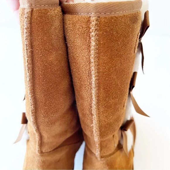 Koolaburra by UGG 9” Shearling Boots Size 5 Tan Suede Bow Details Warm Cozy Boot - Picture 8 of 11